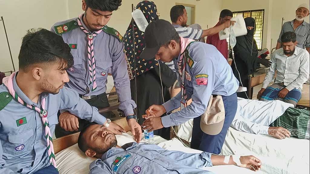 মাদারীপুরে যৌন হয়রানির প্রতিবাদ করায় হামলা, আহত ১০ শিক্ষার্থী