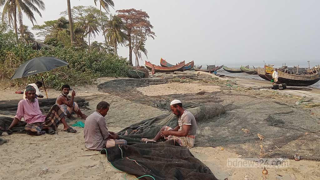 মিয়ানমারে বিস্ফোরণে কাঁপল টেকনাফ সীমান্ত