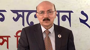 একটার পর একটা আগুন, খতিয়ে দেখা উচিৎ: নিরাপত্তা উপদেষ্টা