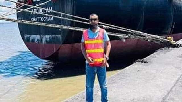 এমভি আবদুল্লাহ: ‘বাবা দোয়া করো, কী হবে জানি না'