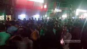 গাজীপুরে গাড়িচাপায় নারী পোশাক কর্মীর মৃত্যু, মহাসড়ক অবরোধ