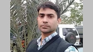 নেত্রকোণায় মুখ পুড়িয়ে দেওয়া লাশের পরিচয় মিলেছে