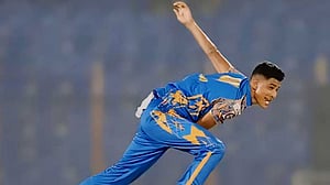 গতির বার্তা নিয়ে বাংলাদেশের টেস্ট দলে নাহিদ রানা