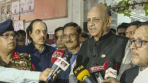 ‘অবৈধ চিকিৎসা’ বন্ধে স্থানীয় জনপ্রতিনিধিদের ভূমিকা চান স্বাস্থ্যমন্ত্রী