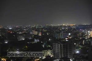 এক মিনিট বাতি নিভিয়ে কালরাত স্মরণ