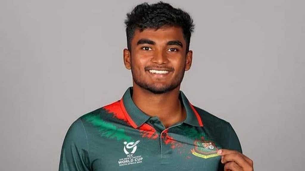 জাভেদ ওমরের ২৩ বছর পর আশিকুর
