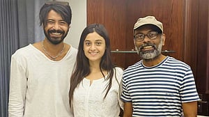 ‘ওমর’ সিনেমায় রাজের সঙ্গী কলকাতার দর্শনা বণিক