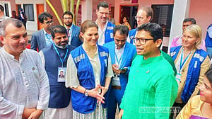 খুলনার উপকূলীয় অঞ্চল পরিদর্শন করলেন সুইডিশ রাজকন্যা