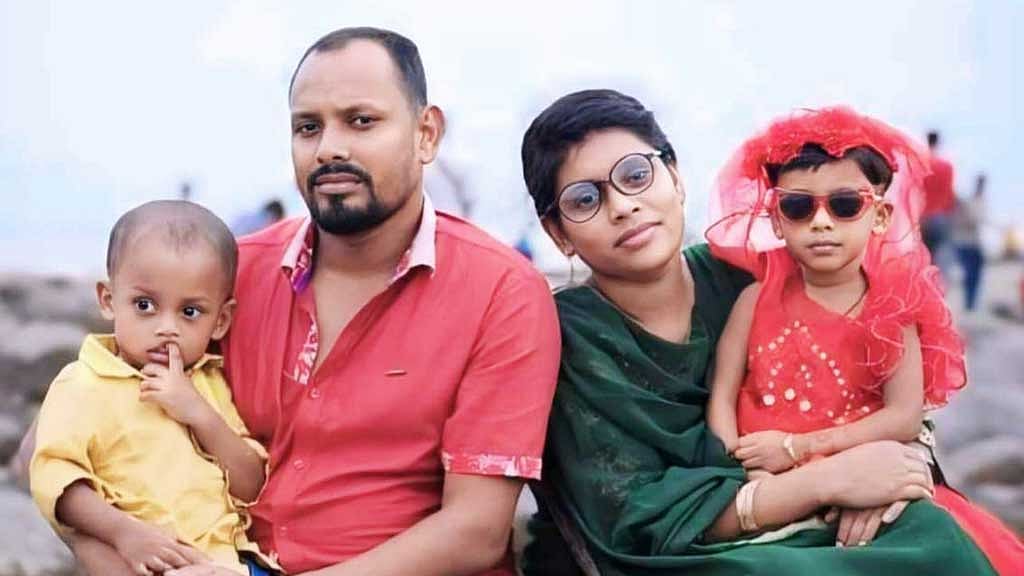 মেঘনায় ট্রলারডুবি: কনস্টেবল সোহেলের ঘরে আর কেউ রইল না