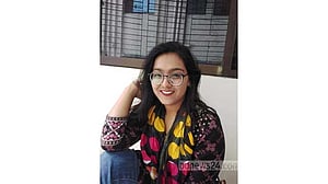 ‘বাবা আমি আটকা পড়েছি, বাঁচাও’