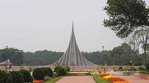 জয় বাংলা কণ্ঠে নিয়ে সোনার বাংলার পথে
