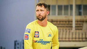 কনওয়ের চোটে নিউ জিল্যান্ড আর চেন্নাই সুপার কিংসের ধাক্কা