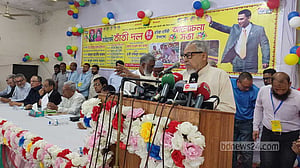 ভাঁওতা দিয়ে ক্ষমতায় এসে আর ছাড়ার নাম নাই: নজরুল