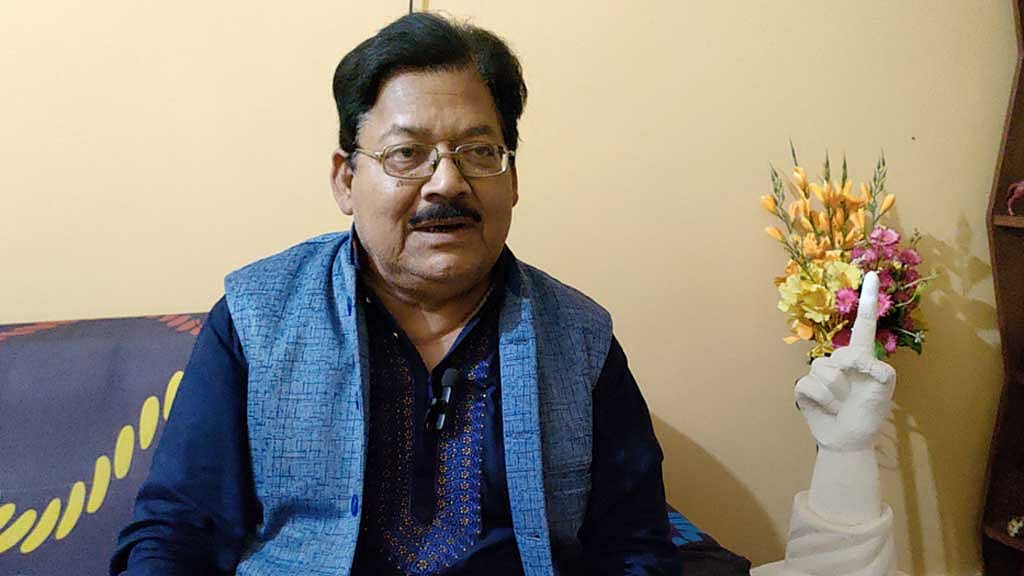 ‘কবরস্থানে সারারাত লাশের সঙ্গে অস্ত্র নিয়ে শুয়ে ছিলাম; ভয় লাগেনি’
