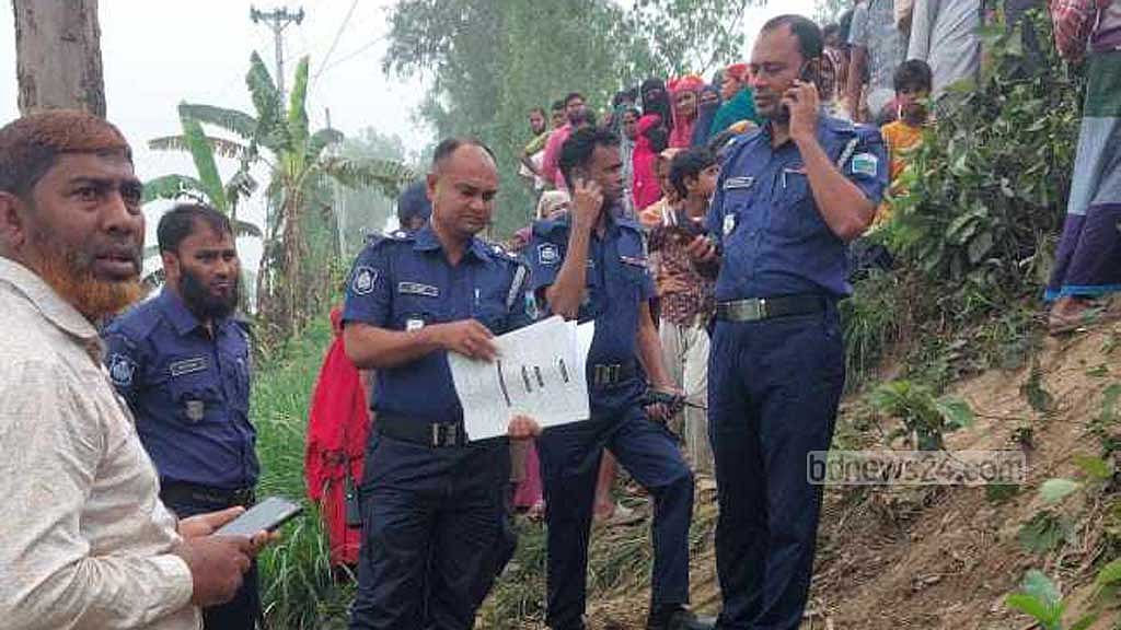 সিরাজগঞ্জে সড়কে মিলল ইজিবাইক চালকের গলাকাটা লাশ