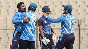 শেষ জুটির ৬৯ রানের পর তামিমদের ৭১ রানের জয়