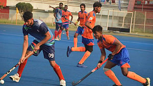 মেরিনার্সকে মুদ্রার উল্টো পিঠ দেখাল ঊষা