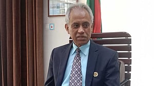 অনিয়ম হলে ভোট বন্ধ করে দেওয়া হবে: কমিশনার আলমগীর