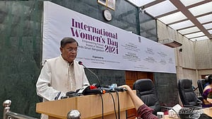 ‘সেকেন্ড পার্টির’ মাধ্যমে নাবিকদের উদ্ধারের চেষ্টা চলছে: পররাষ্ট্রমন্ত্রী