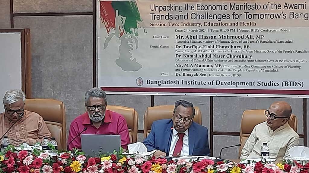 ডলার আসছে, সাড়া-শব্দ পাচ্ছি: অর্থমন্ত্রী