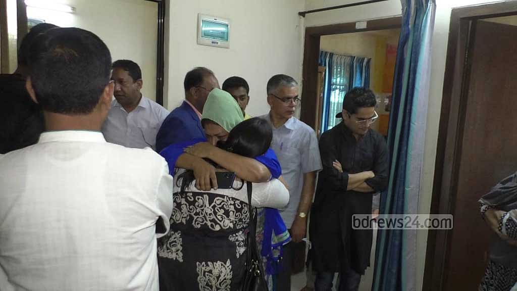 বিশ্ববিদ্যালয় আগে আন্তরিক হলে মেয়েকে হারাতাম না: অবন্তিকার মা