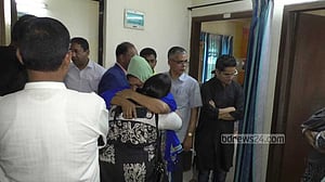 বিশ্ববিদ্যালয় আগে আন্তরিক হলে মেয়েকে হারাতাম না: অবন্তিকার মা
