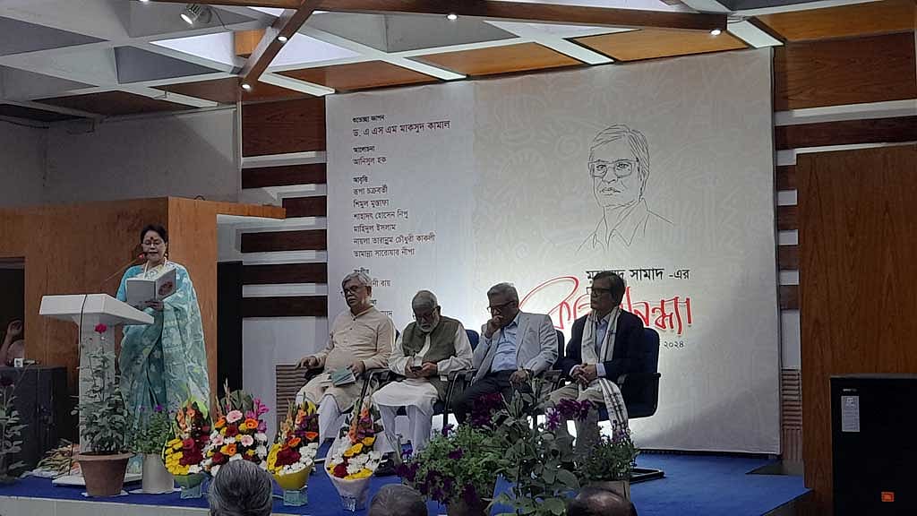 মুহাম্মদ সামাদ দুর্দিনের সাহসী কবি: আসাদুজ্জামান নূর