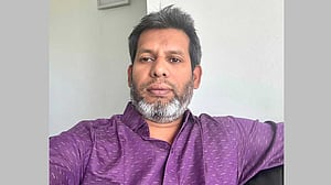 সোমালি জলদস্যুদের ডেরায় জাফর ইকবালের আট মাস