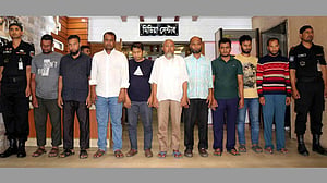 ২০ বছর ধরে ট্রেনের টিকেট কালোবাজারিতে ‘মিজান সিন্ডিকেট’