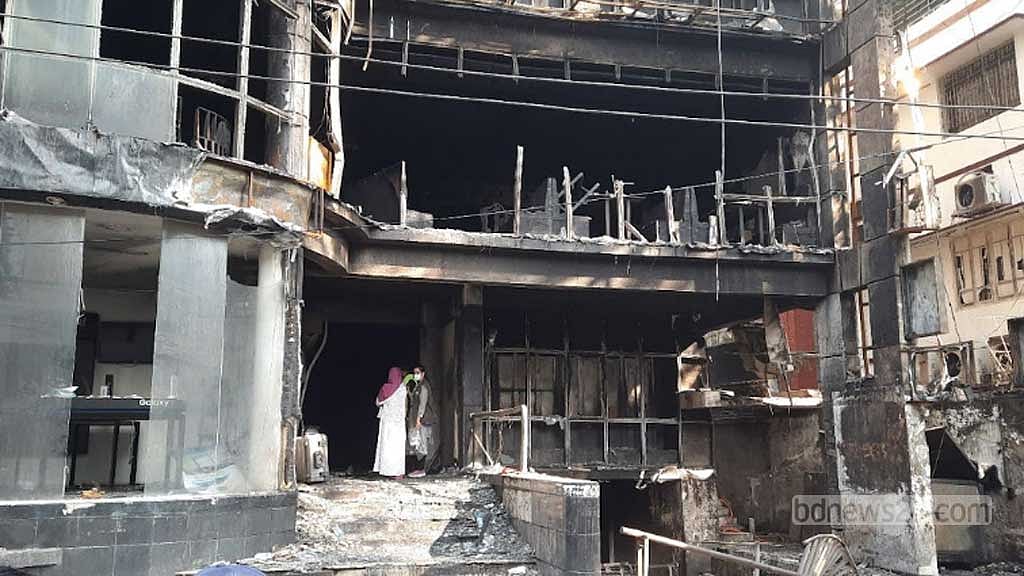 গণপূর্ত ও রাজউকের আরো সজাগ হওয়া উচিত: স্বাস্থ্যমন্ত্রী