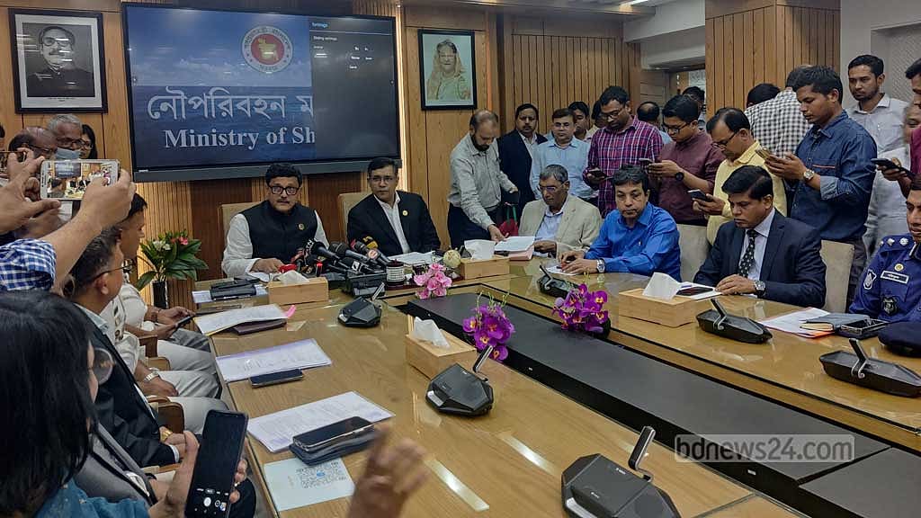 নাবিকদের ফিরিয়ে আনতে সরকার বদ্ধপরিকর: নৌ প্রতিমন্ত্রী