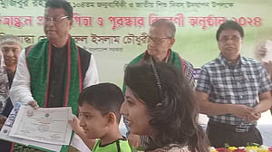 ছোটবেলা থেকেই বঙ্গবন্ধুচর্চা বাড়াতে হবে: প্রতিমন্ত্রী নজরুল