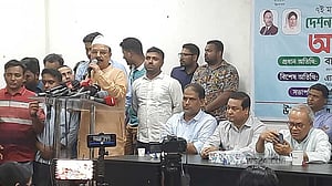 গণতন্ত্র উদ্ধারের লড়াইয়ে থামা যাবে না: গয়েশ্বর