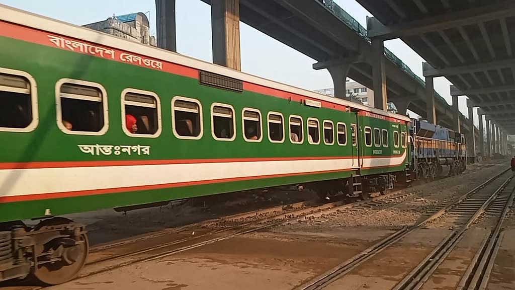 শিক্ষার্থীদের স্বার্থে রেলের নজিরবিহীন চেষ্টা
