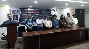 সাংবাদিক লায়েক-নুরুকে স্মরণ