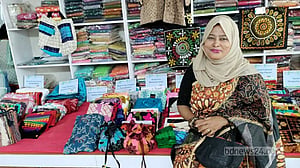 ব্যবসার জন্য ঋণ প্রাপ্তিতে এখনো পিছিয়ে নারী