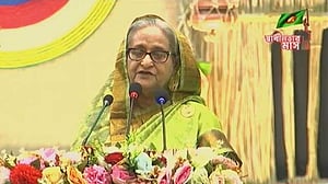 দেশের সম্পদ সীমিত, পাটকে কাজে লাগাতে হবে: প্রধানমন্ত্রী