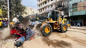 এবার দখলমুক্ত হলো আগ্রাবাদের ফুটপাত