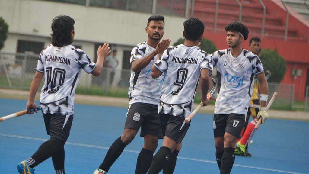 পারিশ্রমিক না পেয়ে মোহামেডানের ক্যাম্প ছাড়লেন খেলোয়াড়রা