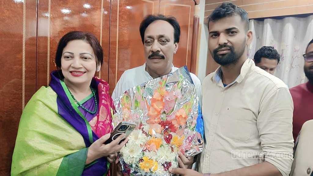 সিরাজগঞ্জ জেলা পরিষদের উপ নির্বাচন: চেয়ারম্যান পদে লাবু জয়ী