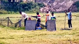 দিরাইয়ে আধিপত্যের লড়াইয়ে অস্ত্রের প্রদর্শনী, গুলিতে আহত ৩