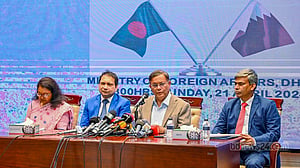 কাতার আমিরের সফরে হবে ১১ চুক্তি ও সমঝোতা