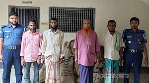 নেত্রকোণায় দুস্থদের জন্য বরাদ্দ ৪২ বস্তা চাল জব্দ, আটক ৪