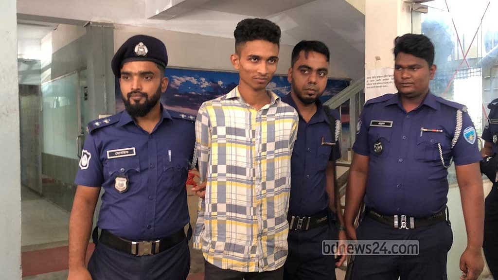 মাটি পাচারকারীদের বিরুদ্ধে সোচ্চারই কাল হল বন কর্মকর্তার: পুলিশ