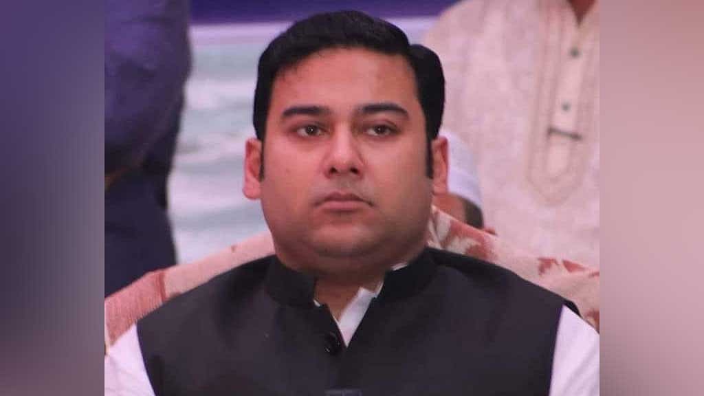 আগৈলঝাড়া উপজেলায় প্রার্থী হচ্ছেন আশিক আব্দুল্লাহ
