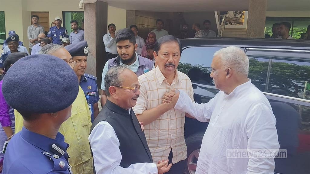 কেএনএফকে বিনা চ্যালেঞ্জে ছাড়া হবে না: স্বরাষ্ট্রমন্ত্রী