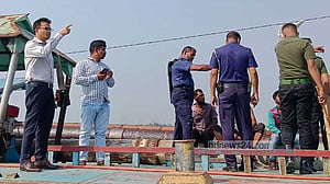 নবীনগরে অবৈধভাবে বালু তোলায় তিনজনের কারাদণ্ড, ৫ লাখ টাকা অর্থদণ্ড