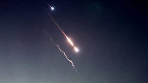 পাল্টা হামলা হলে ‘আরও বড় জবাব’ দেওয়ার হুঁশিয়ারি ইরানের