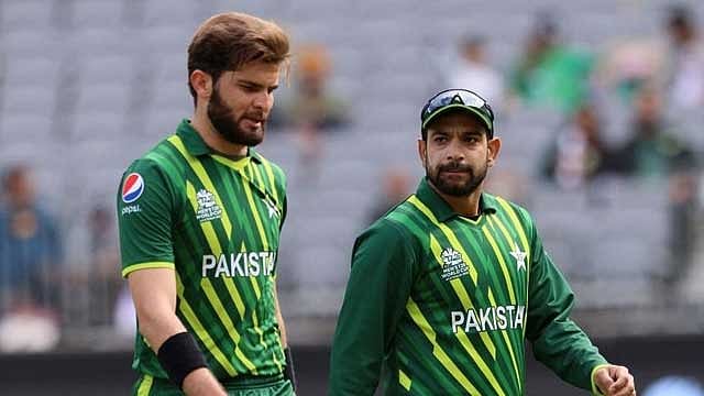 রউফকে নিয়ে তাড়াহুড়া না করার পরামর্শ আফ্রিদির