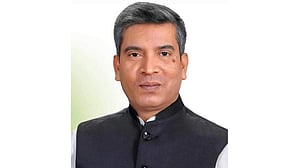 নাটোরে সেই অপহৃত দেলোয়ারকে সিংড়ার চেয়ারম্যান ঘোষণা